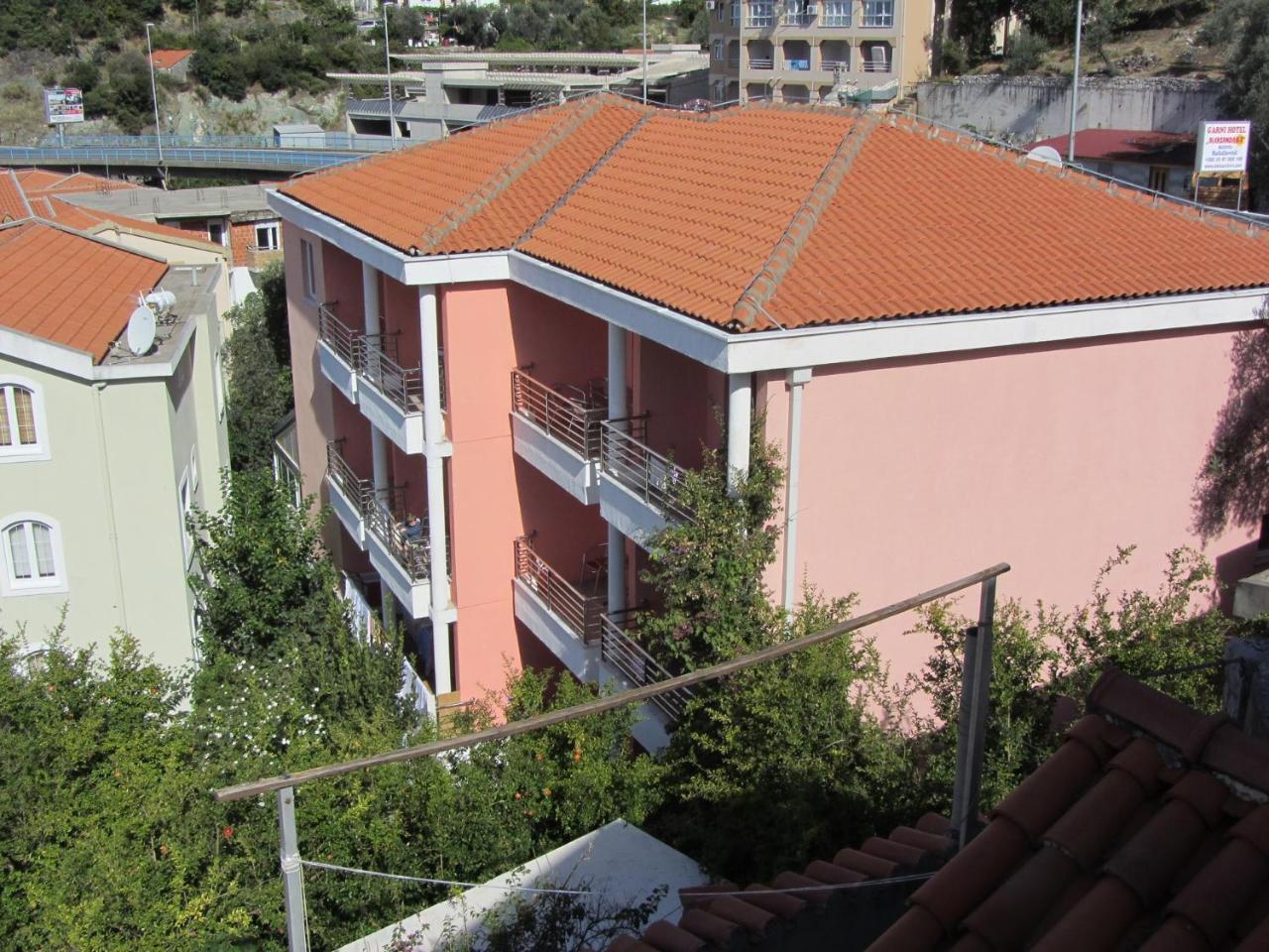 Villa Aleksandra - T Rafailovići Eksteriør billede